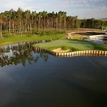 Golf Stella S Bazénom Királymajor