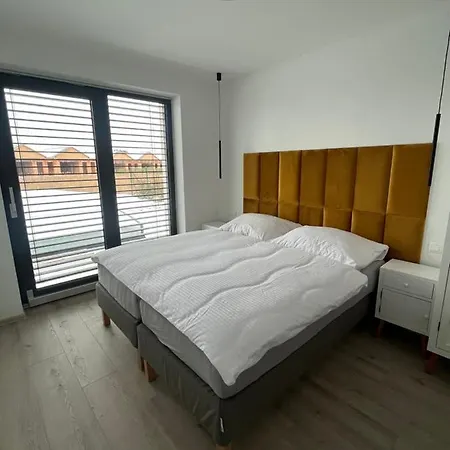 Vila Golf Stella S Bazenom Sajdikove Humence