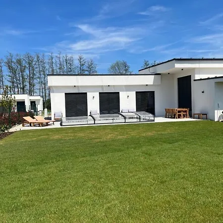 Villa Golf Stella S Bazénom *