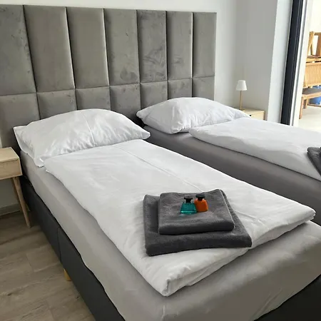 Golf Stella S Bazenom Vila *
